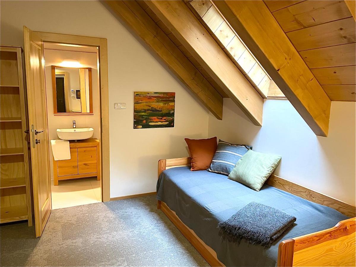 Apartmany V Lese Бедржихов Экстерьер фото